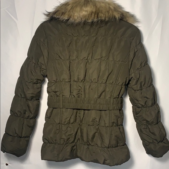 New! Olive puffer Jacket! (F0070) - Picture 4 of 7